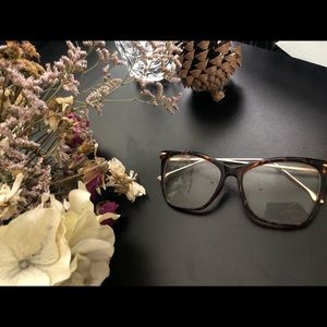 Clear Framed Cat Eye Glasses (tortoise & gold)